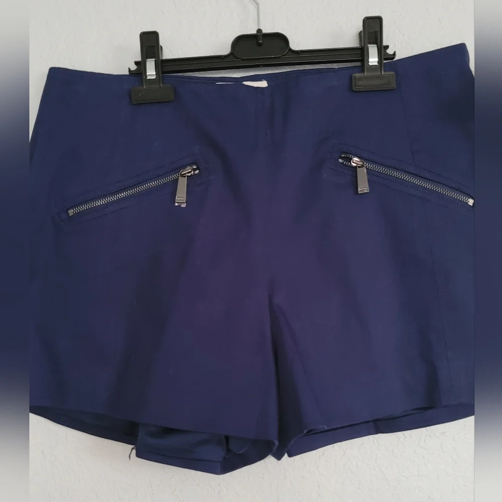 Women's Navy Blue Shorts - Picture 6 of 8